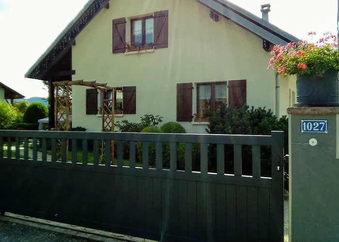 Le Clos Pre לינה וארוחת בוקר