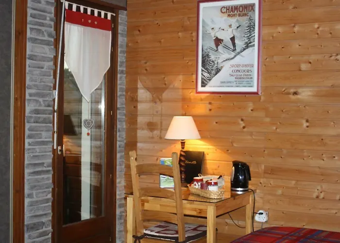 Le Clos Pre לינה וארוחת בוקר 3*